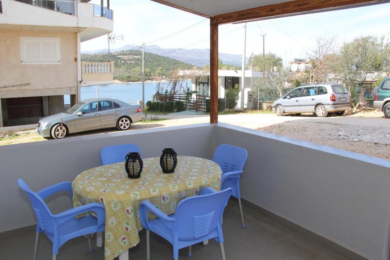 Luxury Seaside House With 2 Bathrooms Ksamil Exterior photo